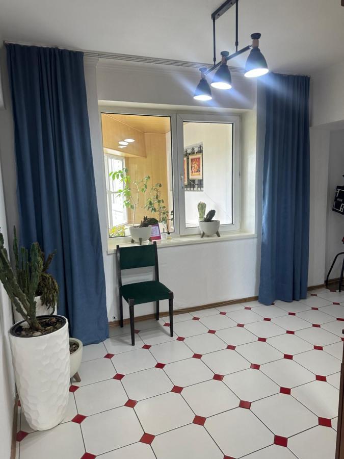 Apart 13 Almati Kültér fotó