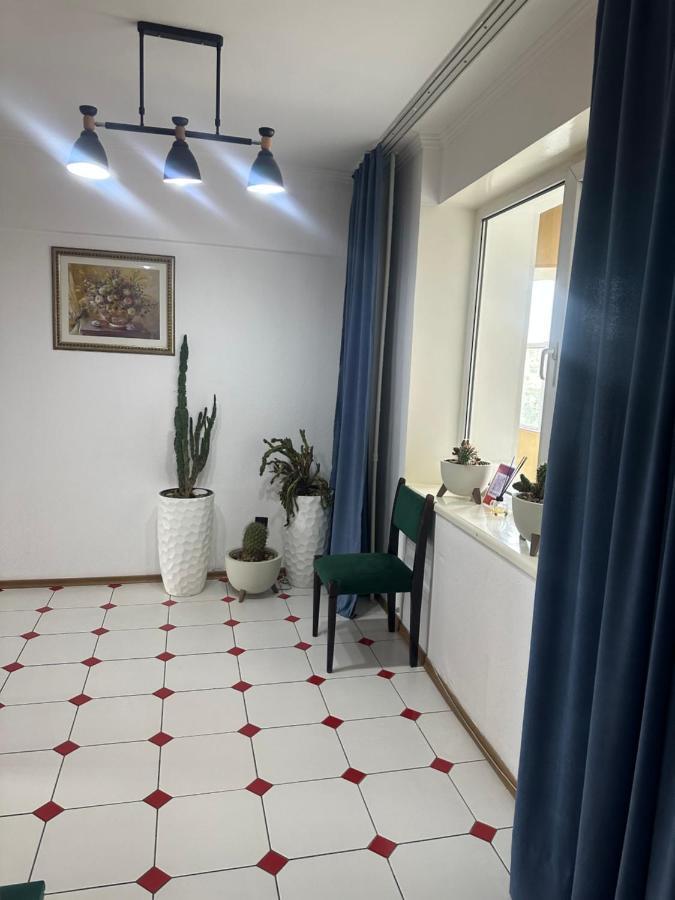 Apart 13 Almati Kültér fotó