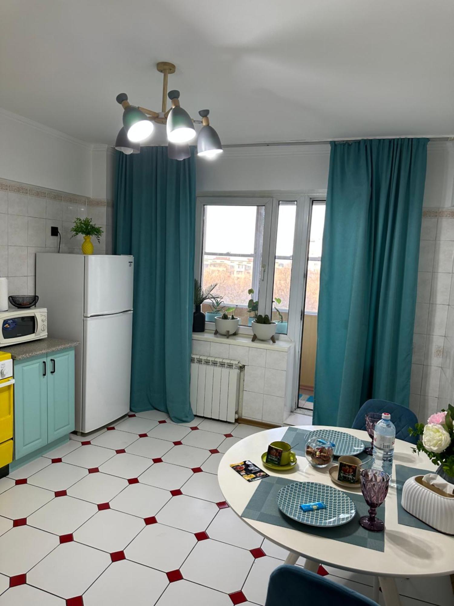 Apart 13 Almati Kültér fotó